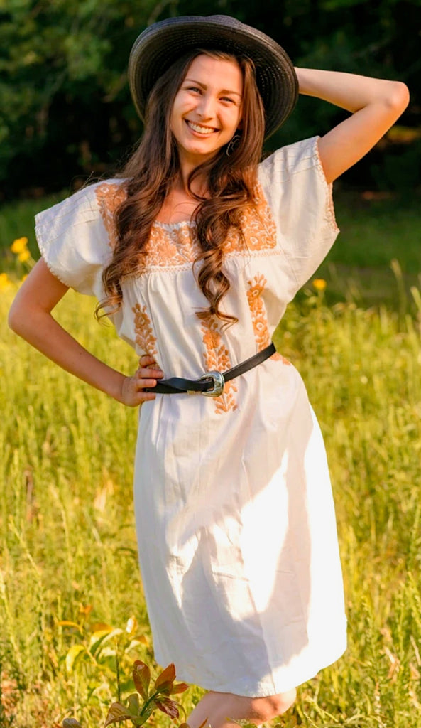 pleated dresses and embroidery Chapalla Traditional Embroidered Floral Pleated Dress – Lobos Del Mar Clothing