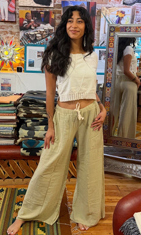 Gauzy Pants with pockets