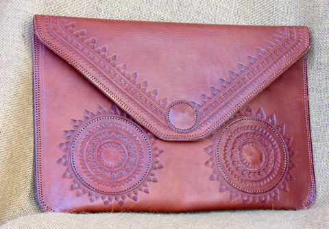 Crossbody Purse. Hand Tooled Leather, Card Slots, and Cotton Lining | Ropin  West – Ropin West